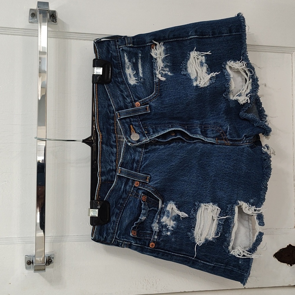 Levi's 501 cutoff destructed shorts
